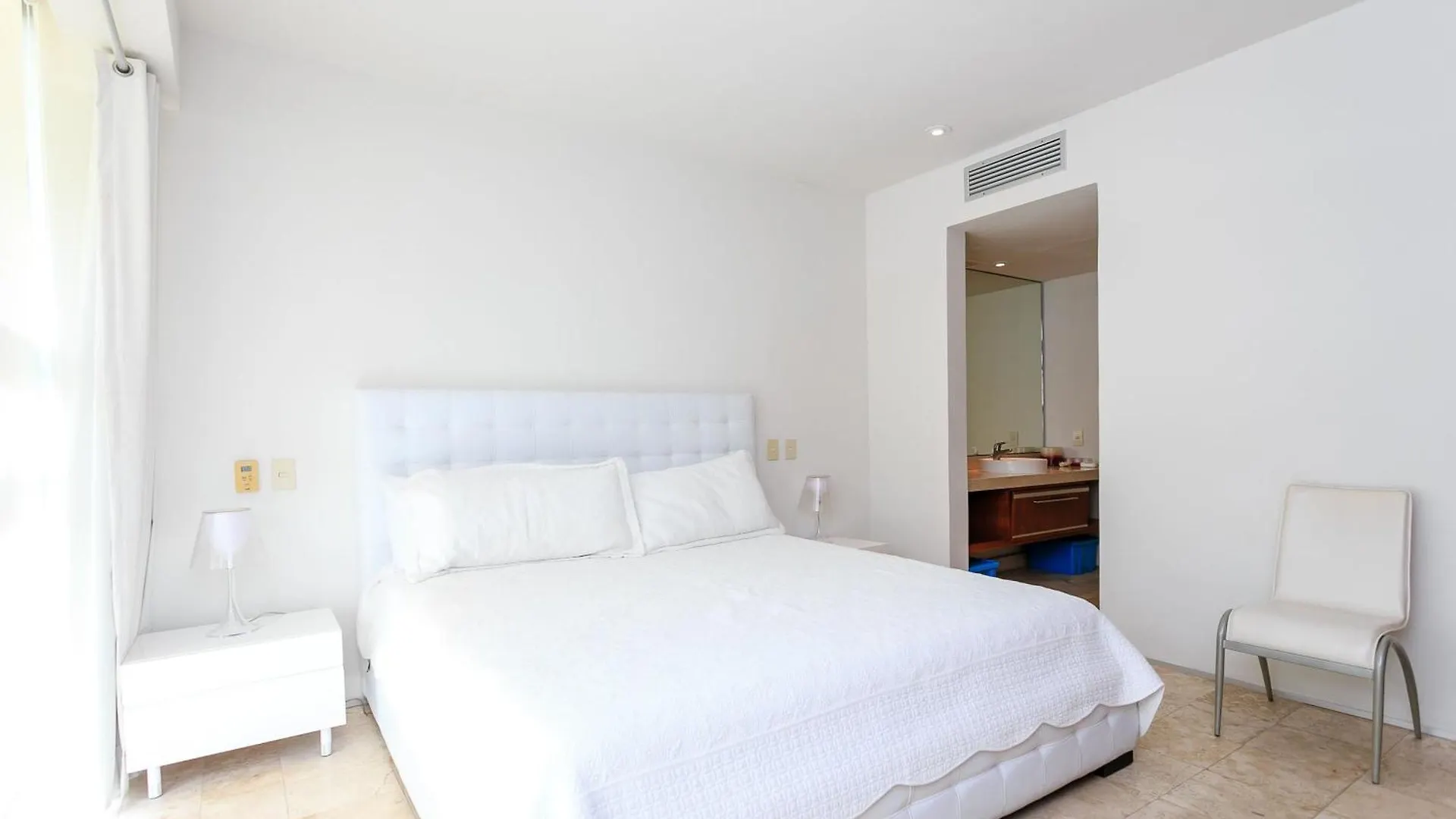 Spacious Magia Condo Steps To The Beach & 5Th Ave Playa del Carmen Lägenhet