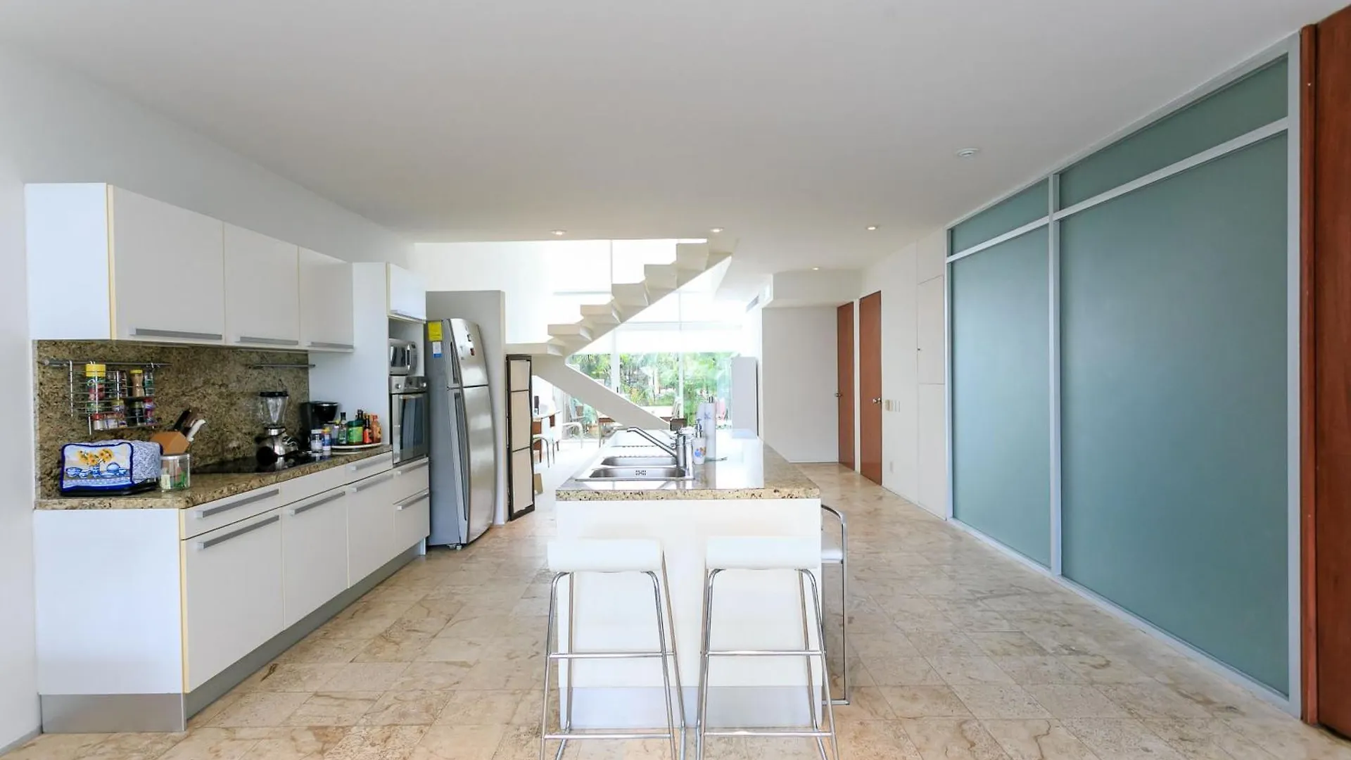 Lägenhet Spacious Magia Condo Steps To The Beach & 5Th Ave Playa del Carmen