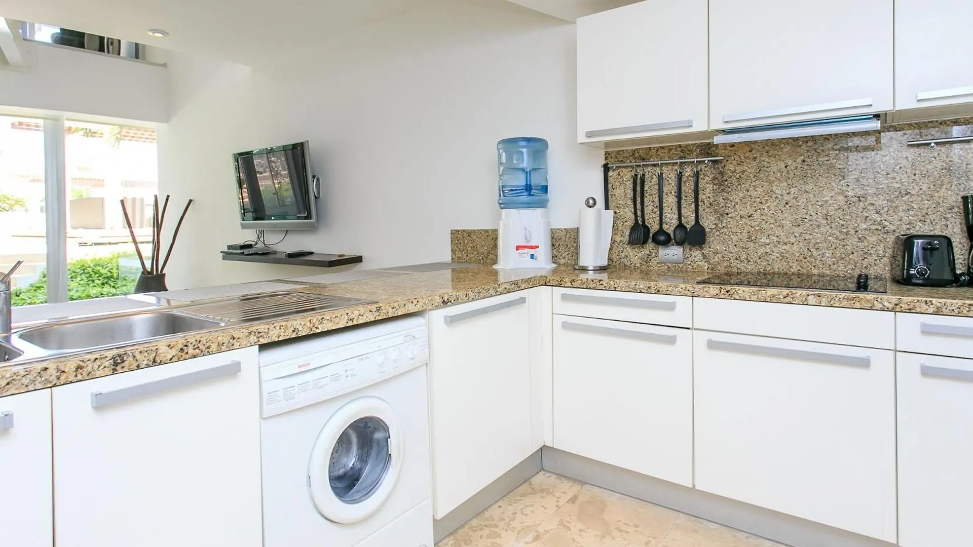 Lägenhet Spacious Magia Condo Steps To The Beach & 5Th Ave Playa del Carmen